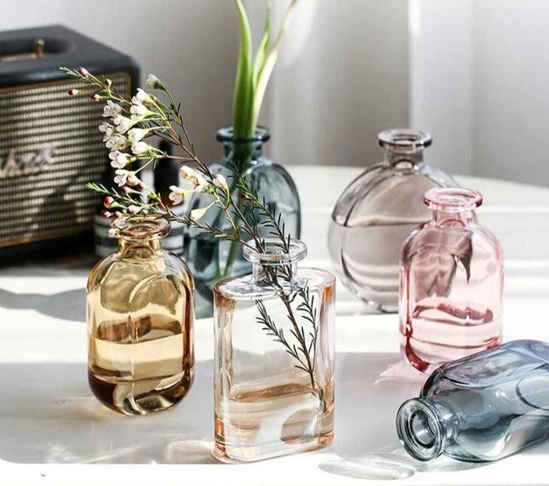 Retro Glass Colored Bud Vases - ISTANBULLU LTD