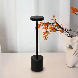RetroGlow - Retro-inspired LED table lamp with wireless & USB charging