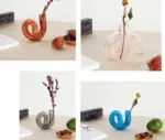 RetroHandBlownGlassTwistedSquiggleVase_8 RetroHandBlownGlassTwistedSquiggleVase