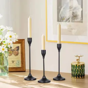 Metal Candle Holder | Create a sultry atmosphere with beautiful candles