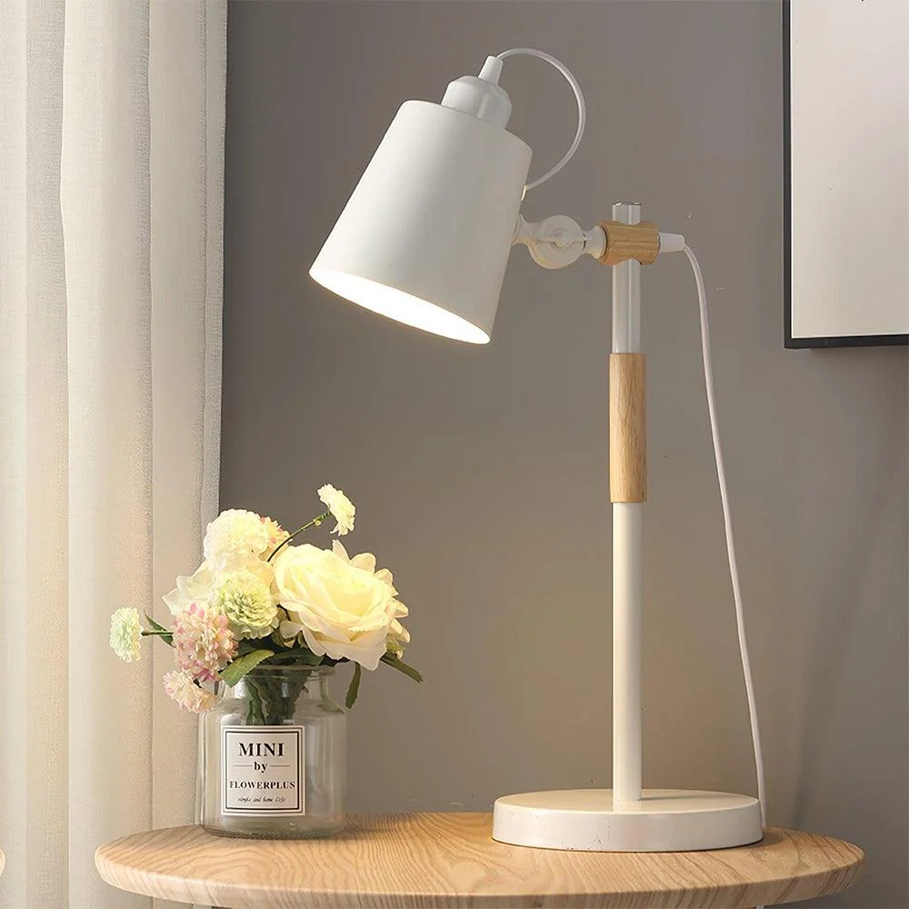 Scantling Desk Lamp 7