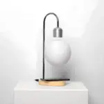 SchwebendeMondlampemitLED-MinimalistischeTischlampemitkabellosemLadegerat SchwebendeMondlampemitLED MinimalistischeTischlampemitkabellosemLadegerat