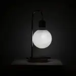 SchwebendeMondlampemitLED-MinimalistischeTischlampemitkabellosemLadegerat2xlumina SchwebendeMondlampemitLED MinimalistischeTischlampemitkabellosemLadegerat2xlumina