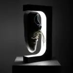 Schwebendes LED Schuhdisplay Minimalistische Tischlampe