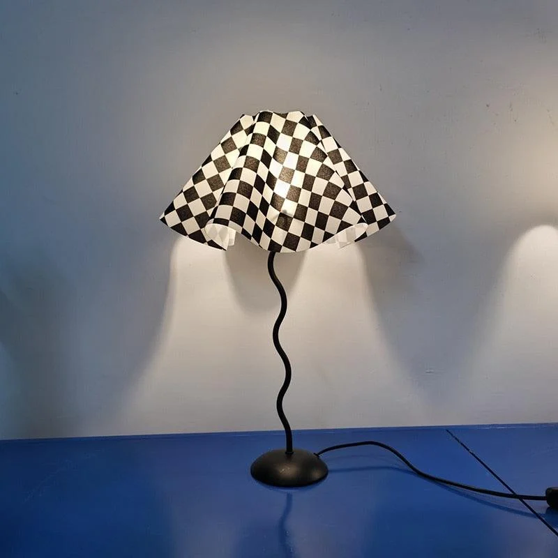 Vintage Squiggle Lamp with Pleated Lampshade - ISTANBULLU LTD