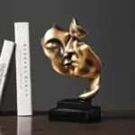 SilenceLoveFigurine Homeko6