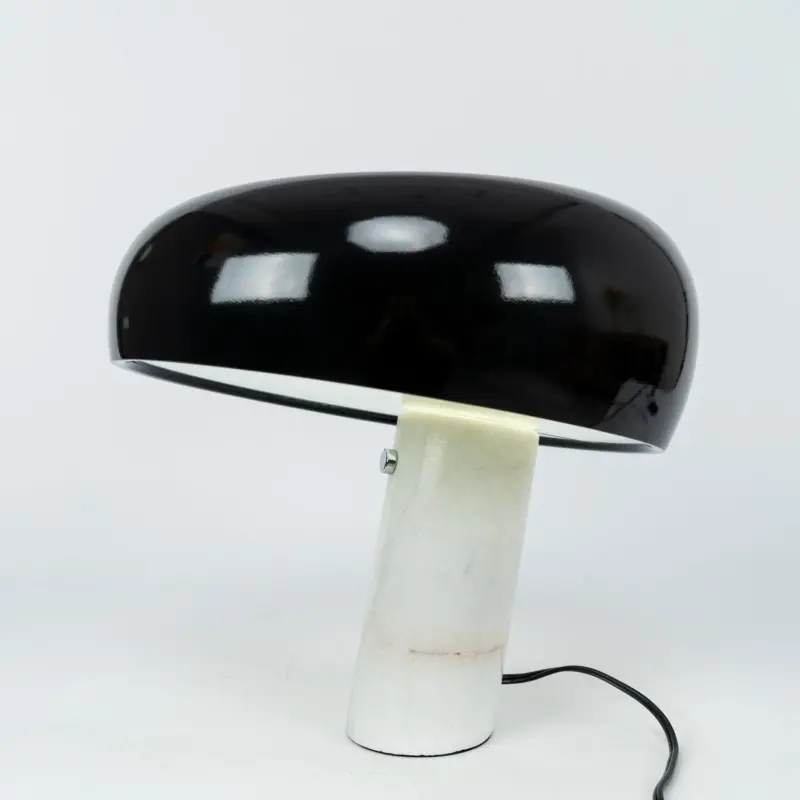 Snoopy Table Lamp 115 bf081bd3 7a93 4d48 976f e143f5884c3f