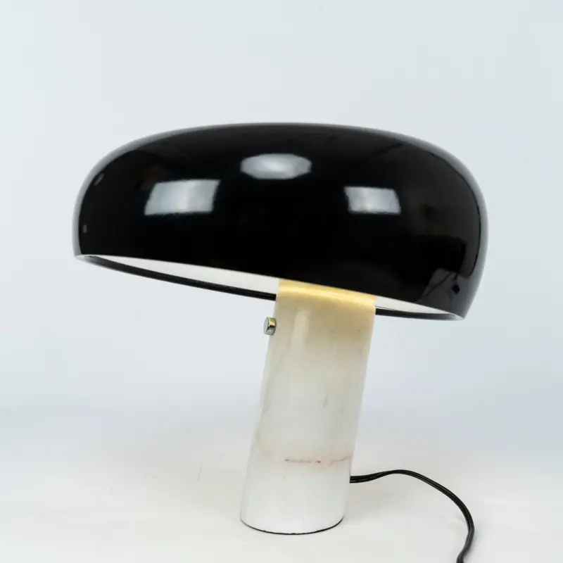 Snoopy Table Lamp 116 1fb2cb0a f09c 4024 9793 c66222441e72