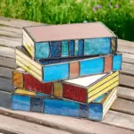 StainedGlassStackedBooksLamp