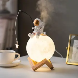 Star Catcher Astronaut Humidifier