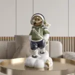 StreetwearOutfitAstronautDecor Homeko4