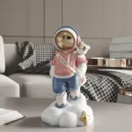 StreetwearOutfitAstronautDecor Homeko9