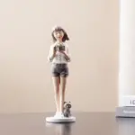 SummerTravelGirlsFigurine-Homeko10 SummerTravelGirlsFigurine Homeko10