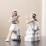 SummerTravelGirlsFigurine-Homeko3 SummerTravelGirlsFigurine Homeko3