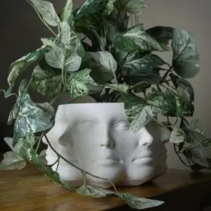 Sustainable Plastic Perpetual Multi Face Vase - ISTANBULLU LTD