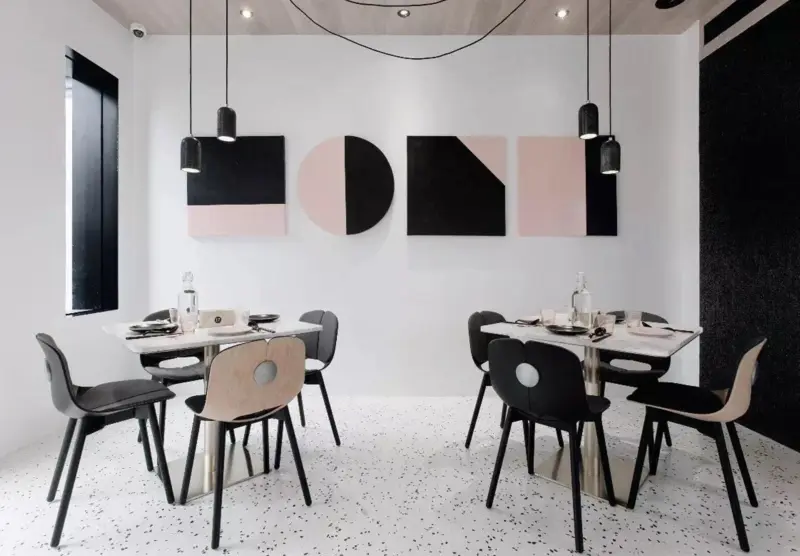U Concrete pendant 16 bd14977f 85a7 46d3 825b 72e17396abaf
