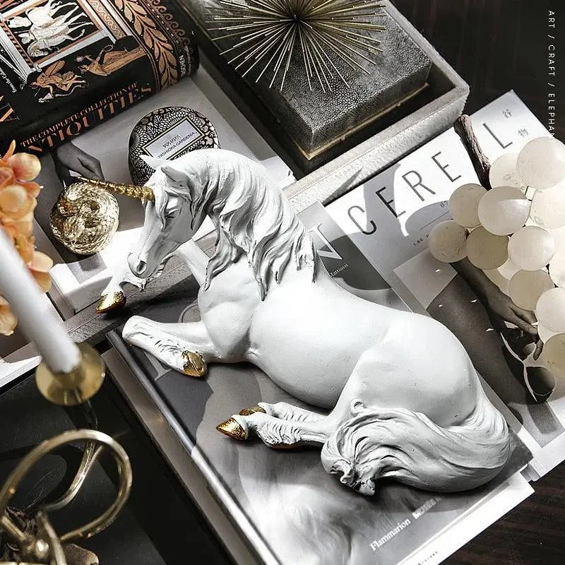 Unicorn Decorative Sculpture - ISTANBULLU LTD