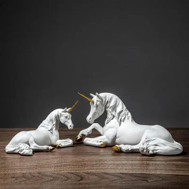 Unicorn Decorative Sculpture - ISTANBULLU LTD