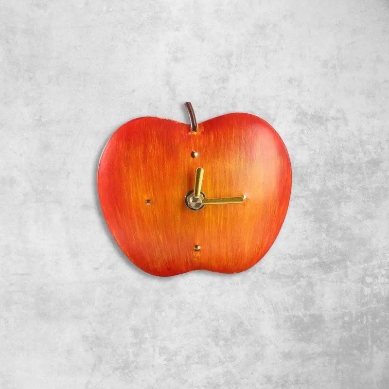 Vintage Big Apple Wall Clock Attractive Retro Home Decoration