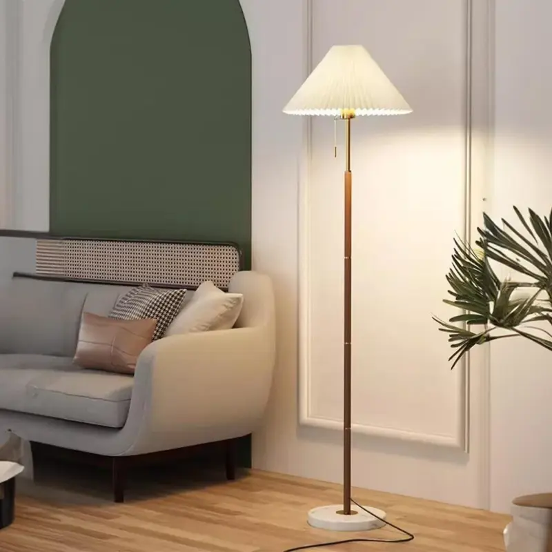 VintagePleatedMetalStandingLamp_4 VintagePleatedMetalStandingLamp