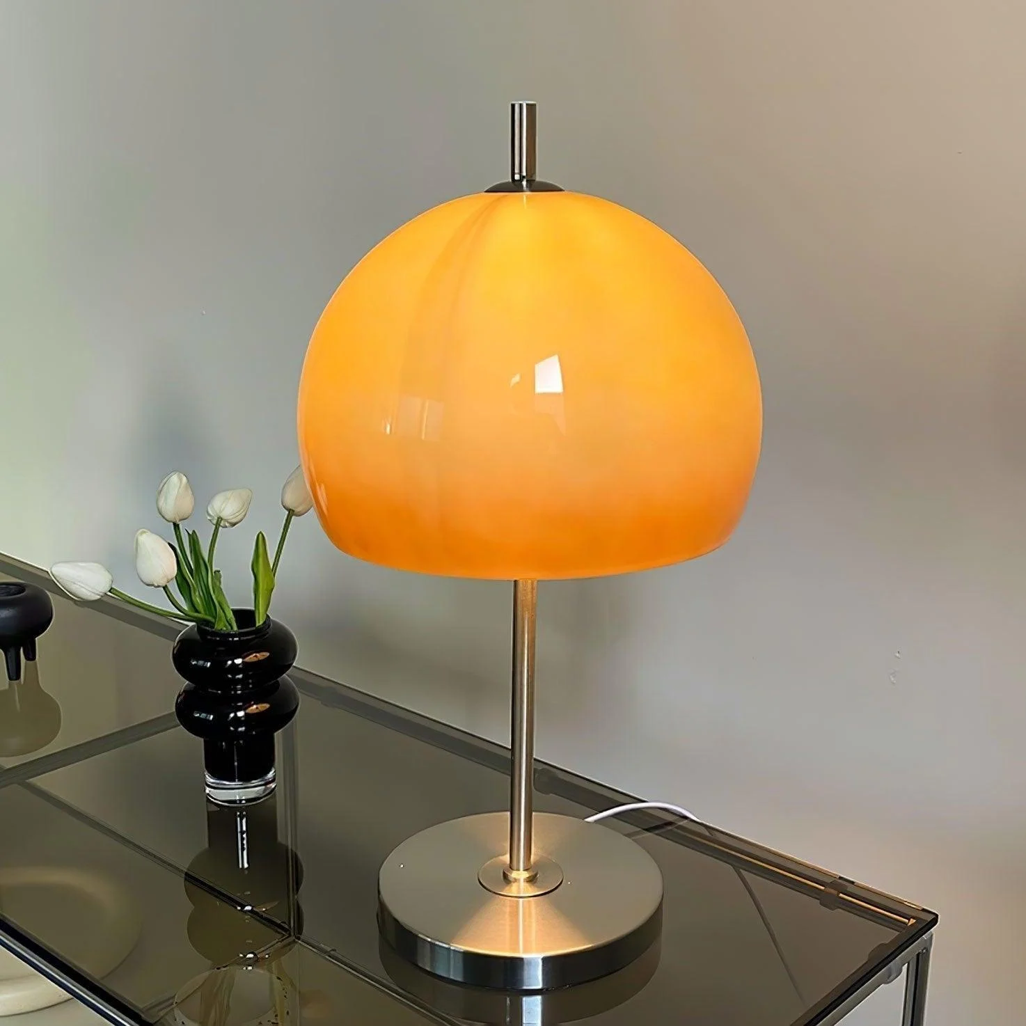 Vintage Bauhaus Table Lamp 16