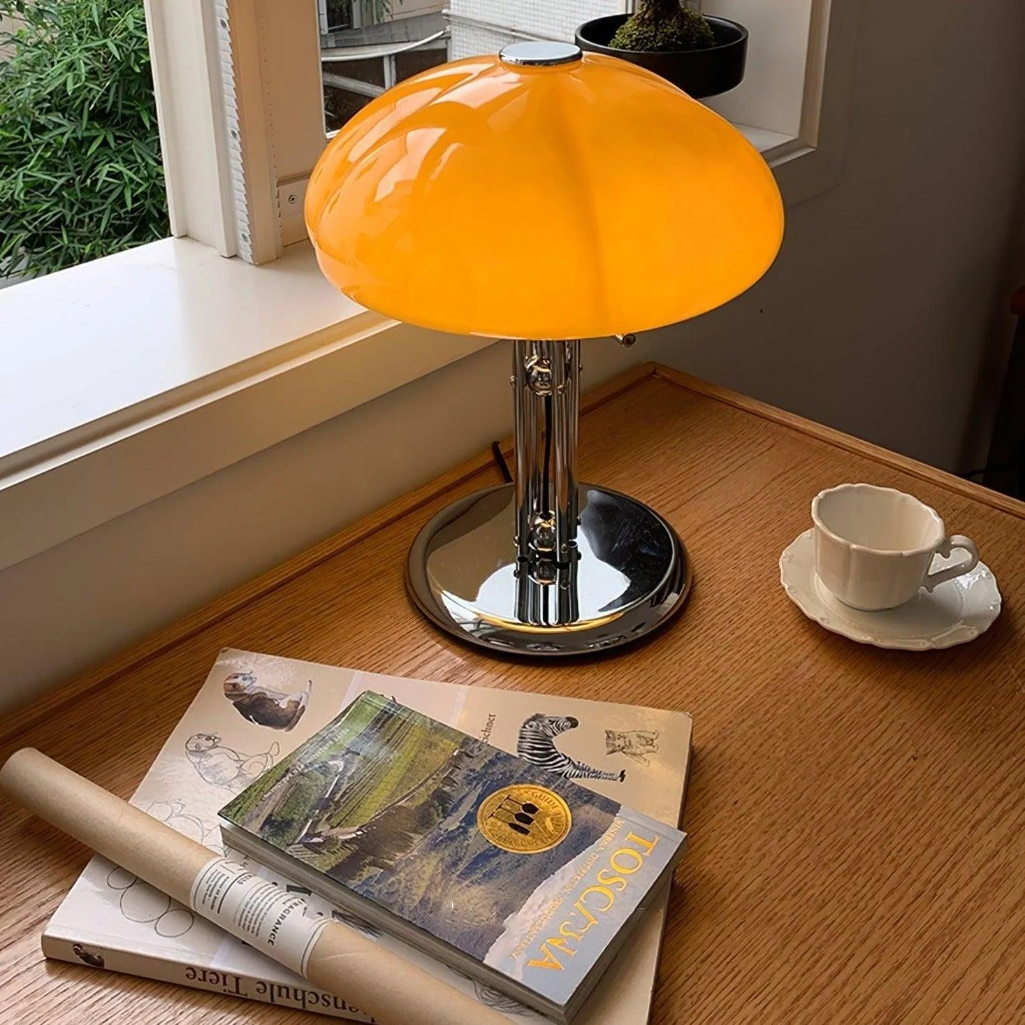 Vintage Bauhaus Table Lamp 31