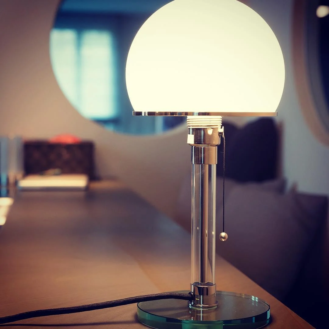 Wg 25 Gl Table Lamp 14