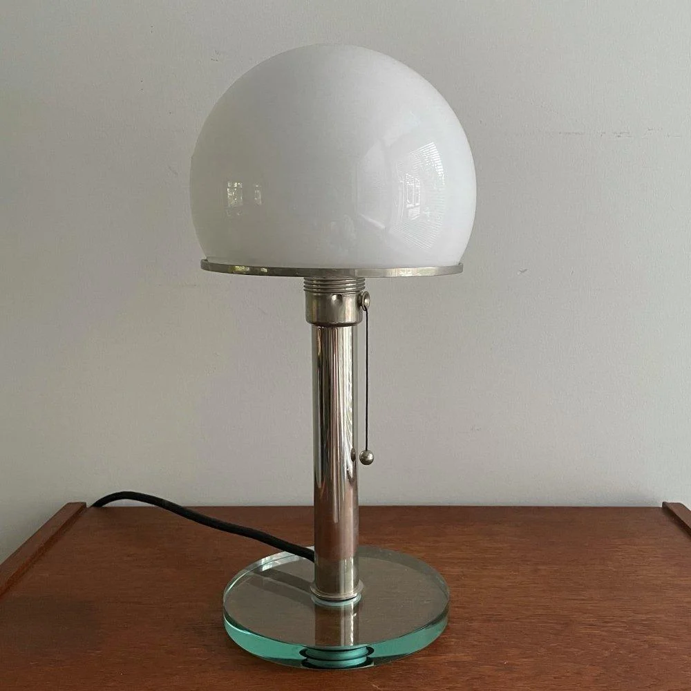 Wg 25 Gl Table Lamp 17