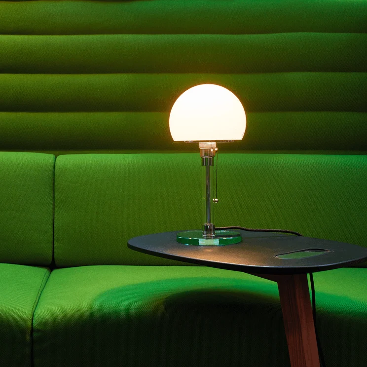 Wg 25 Gl Table Lamp 2