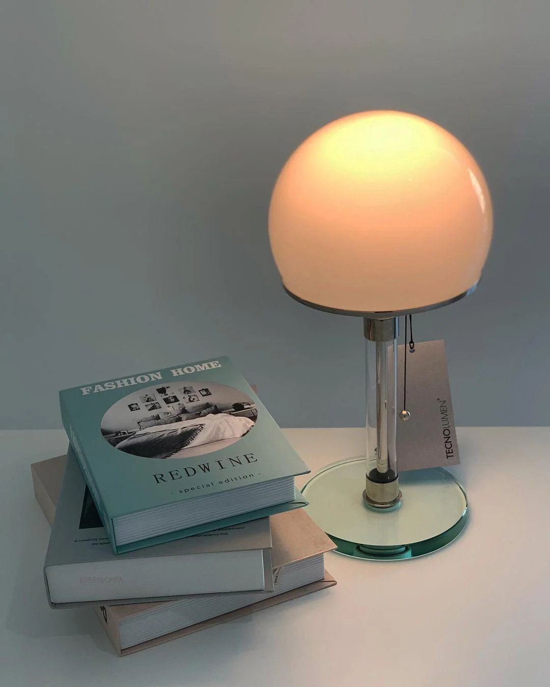 Wg 25 Gl Table Lamp 31