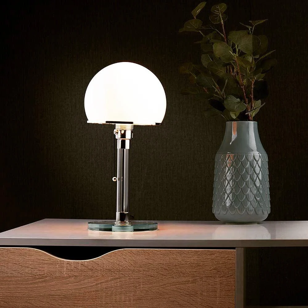 Wg 25 Gl Table Lamp 33