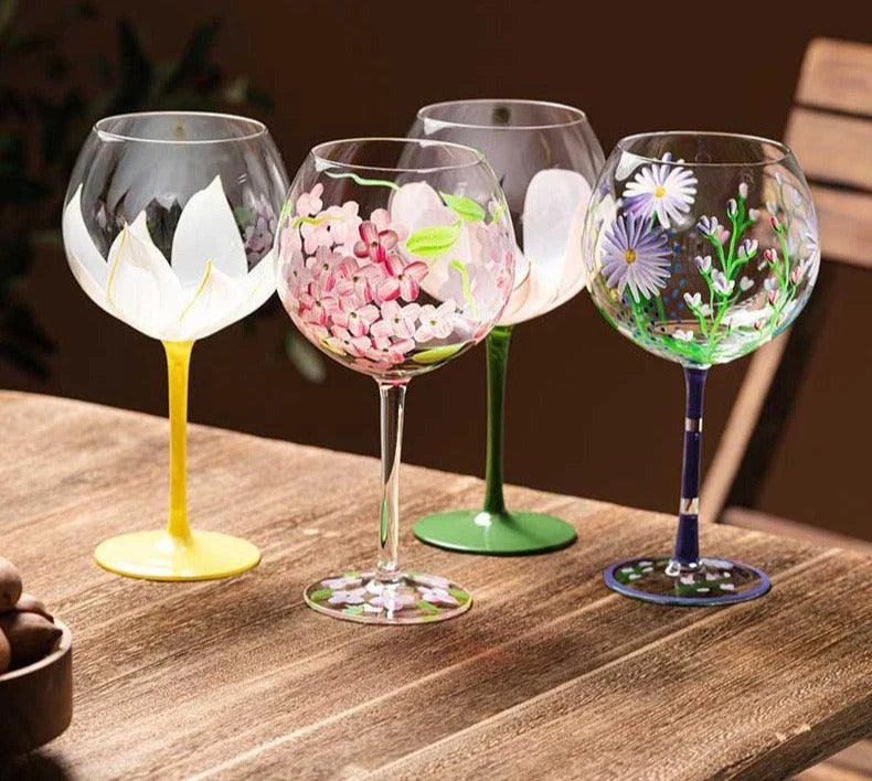 Watercolor Hydrangea Wine Glass - ISTANBULLU LTD