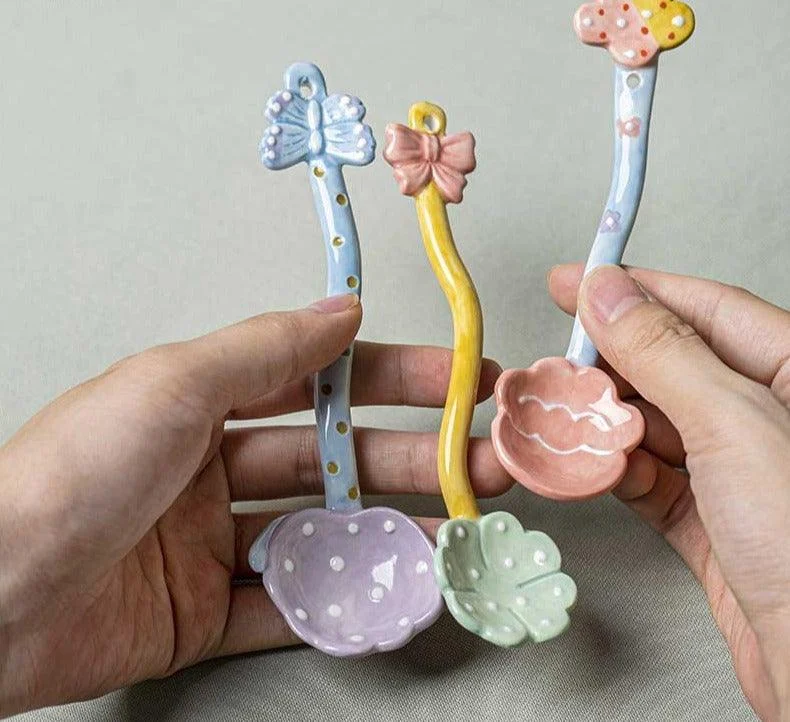 Wavy Lolipop Handmade Ceramic Spoons - ISTANBULLU LTD