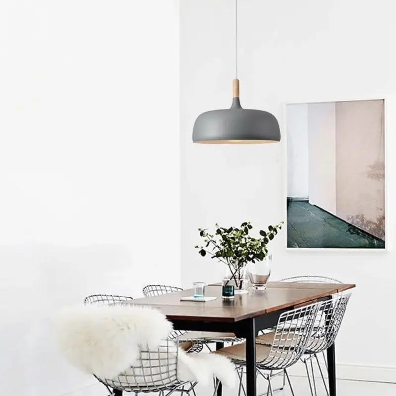 White 03 e27efbd1 294d 43dd 8419 c5c8d95f9ed7