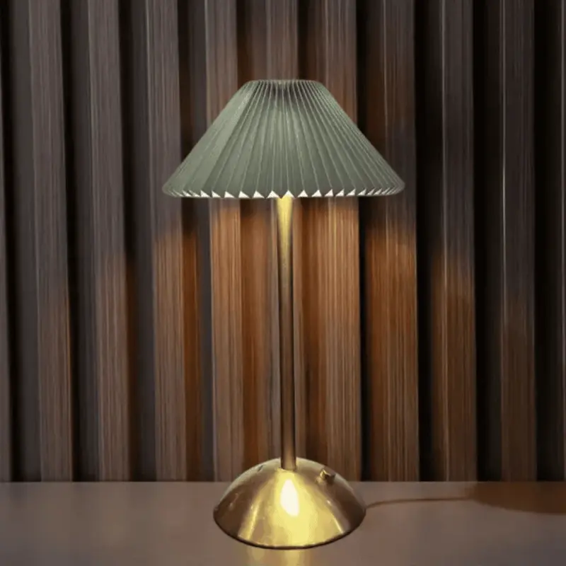 Wireless LightingFreedomwiththeGloLichtModernandWirelessTableLamp Homeko4