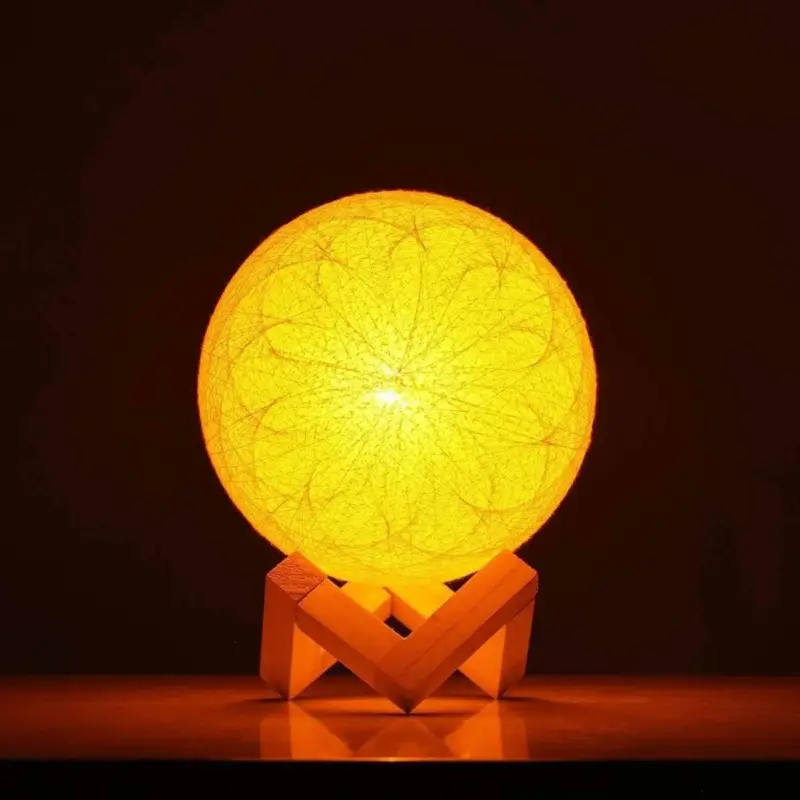 Yarn Moon Table LED Lamp Dreamy Romance