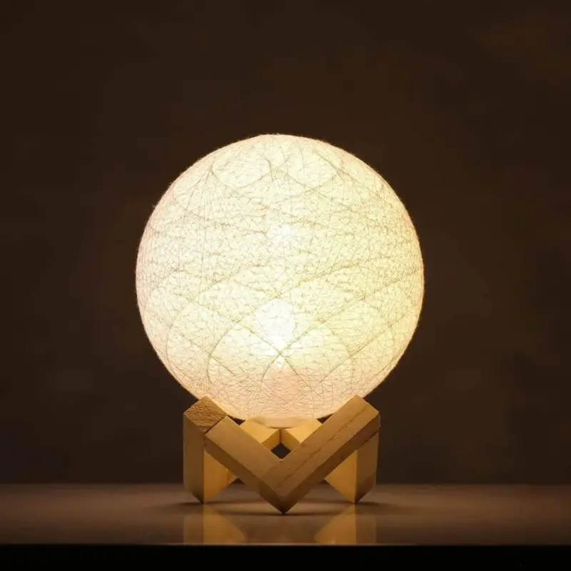 Yarn Moon Table LED Lamp Dreamy Romance