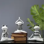 YogaFrogSculpture-Homeko7 YogaFrogSculpture Homeko7
