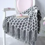 ZigZagFringeChenilleBlanket Homeko2