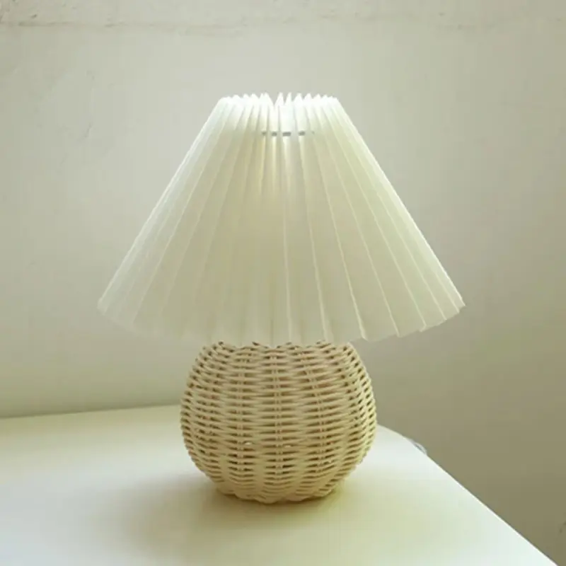 Antikfalten tischlampe vintage klassisch faltenschirm warmbeleuchtung elegant xlumina