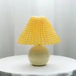 antikfalten-tischlampe-vintage-klassisch-faltenschirm-warmbeleuchtung-elegant-xlumina_15 Antikfalten tischlampe vintage klassisch faltenschirm warmbeleuchtung elegant xlumina