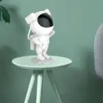 Astronaut galaxy projector 710895 eccdfd4f 25e8 481c 8750 e4d37210e94f
