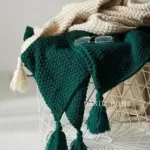 Cosy woollen knitted tassel sofa blanket
