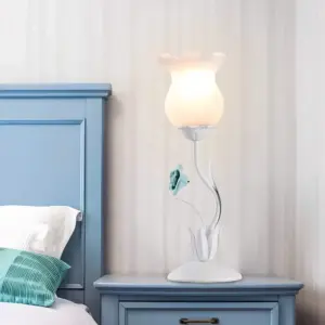 Homeko - Flower Design Nightstand Lamp