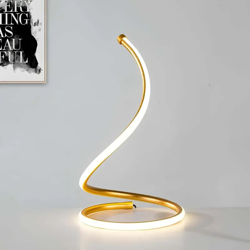 Glowspiral goldene led tischlampe modern spiralformig lichtquelle wohnzimmer xlumina 2 2f78389a e6cf 4825 8a71 8a03c3d1a234