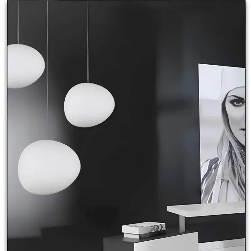 Haloglow runde glas hangeleuchte klar rauchglas minimalistisches design wohnzimmer beleuchtung xlumina3