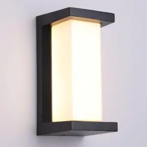 IP65 Outdoor Multi-Style Garden Wall Sconce Light