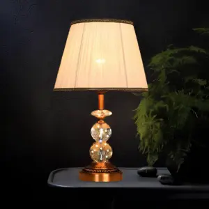 Homeko - Table lamp with faceted crystal balls