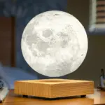 Levitating original moon lamp 809524 ad84b0e3 ccff 4f2f 8ca4 dad1d2ac57e8