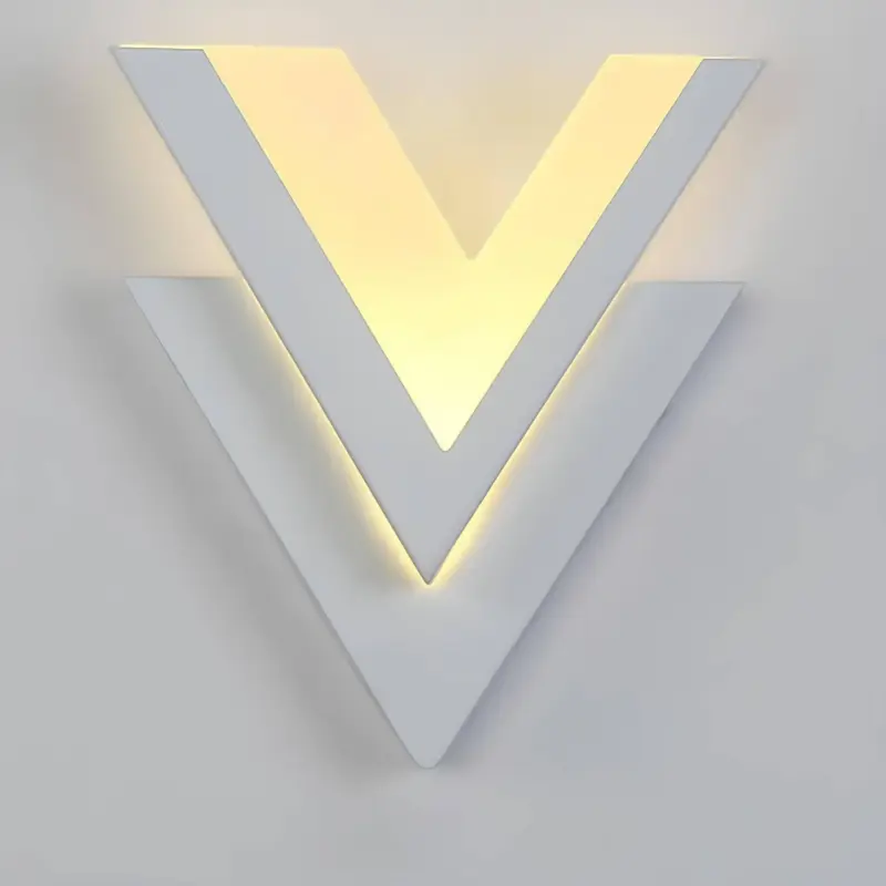 Lumiled v form led wandlampe minimalistisch modern energiesparend schwarz weiss xlumina